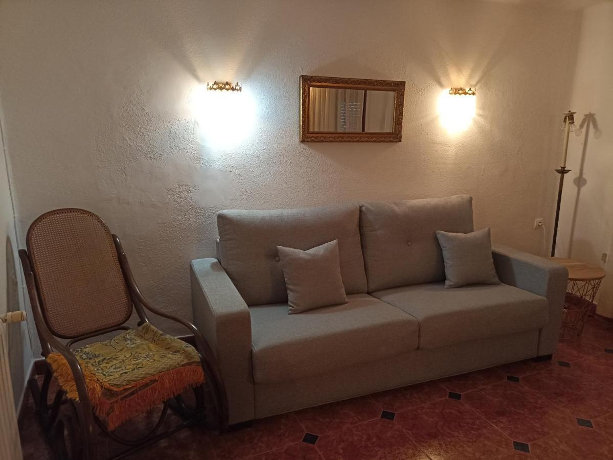 Apartamento A Los Pies Del Rio Ebro Miravet Exterior photo